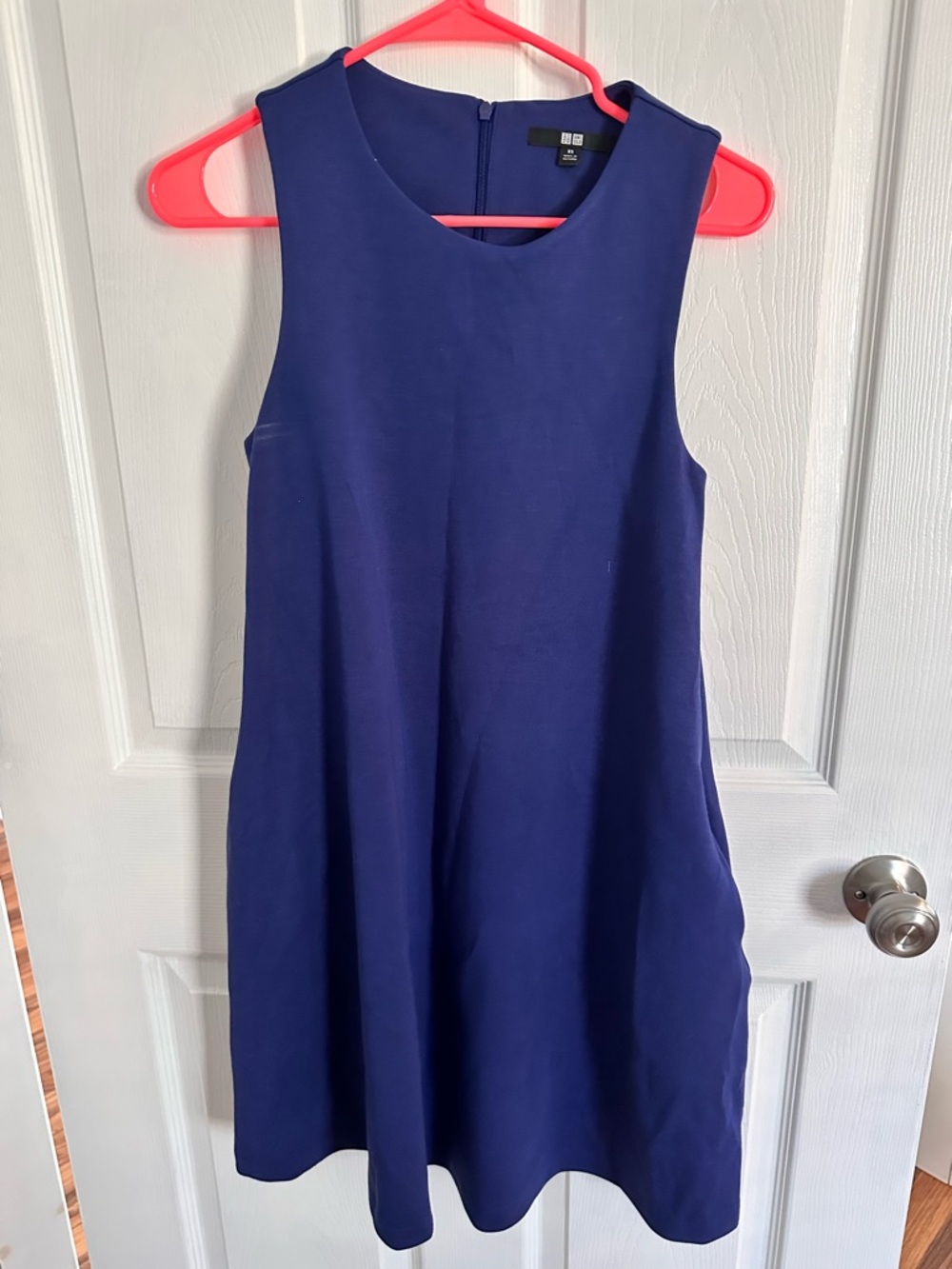 UNIQLO Stretch Sleeveless Dress (Blue)